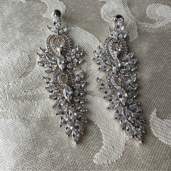Silver Chandelier Earrings with Crystal Accents Dangle Drop Wedding PAGENT 4134 - Picture 3 of 11